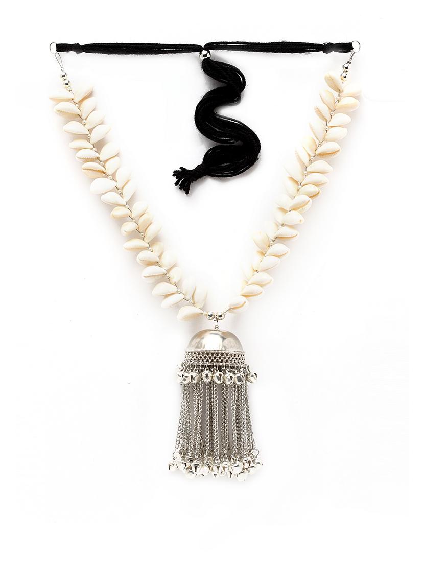 silver brass short necklace - 17537836 - Zoom Image - 2