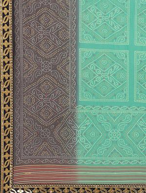 bandhani printed saree with blouse - 17539171 - Standard Image - 4