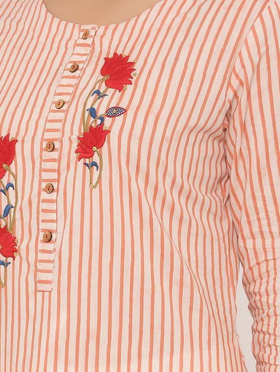 striped kurta palazzo set - 17539801 - Zoom Image - 4