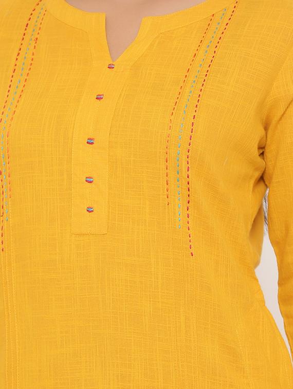 solid straight kurta - 17539829 - Zoom Image - 4