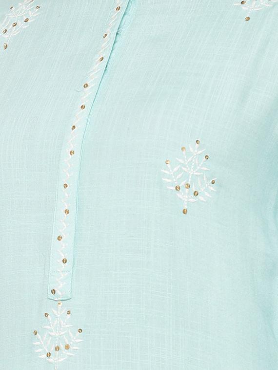 embroidered high-low kurta - 17539834 - Zoom Image - 4