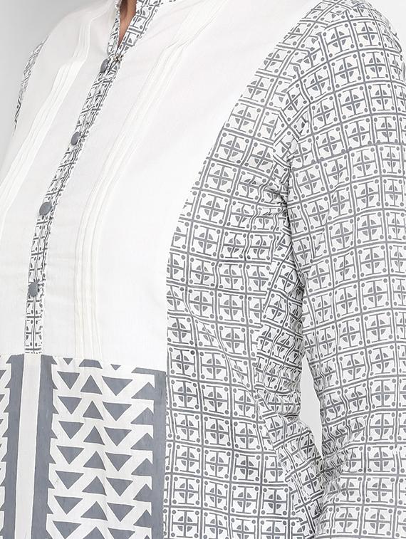 geometrical a-line kurta - 17540136 - Zoom Image - 4