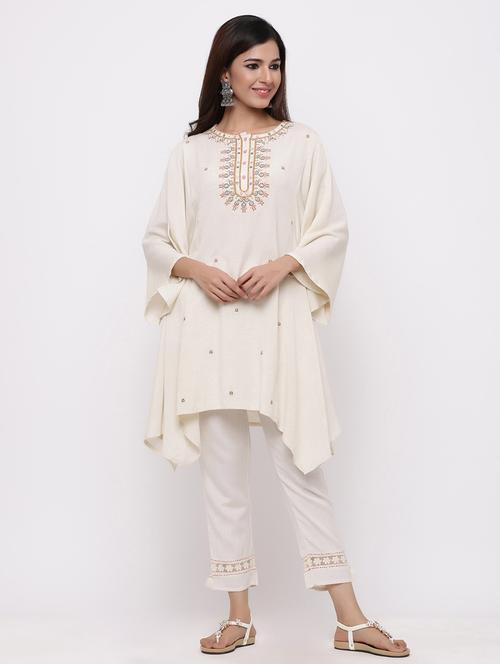 off-white asymmetric kurta - 17540192 - Standard Image - 1