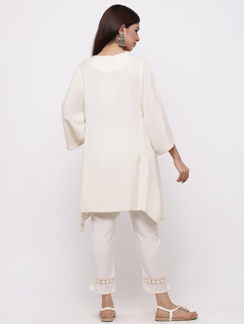 off-white asymmetric kurta - 17540192 - Zoom Image - 3