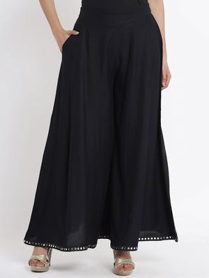 solid flared palazzo - 17540196 - Standard Image - 3