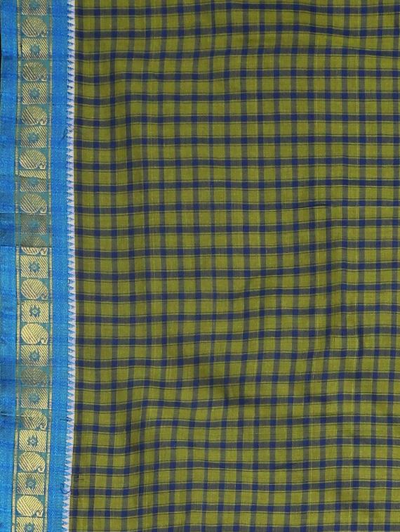 checkered maheshwari saree with blouse - 17540684 - Zoom Image - 5