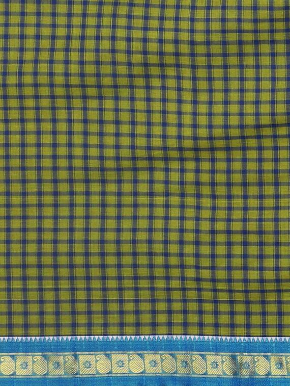 checkered maheshwari saree with blouse - 17540684 - Zoom Image - 6