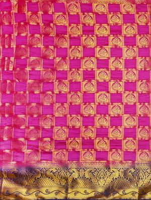 magenta banarasi saree with blouse - 17541289 - Standard Image - 4