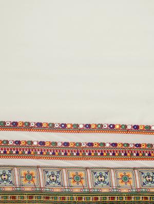 bandhani half and half embroidered saree with blouse - 17541395 - Standard Image - 4