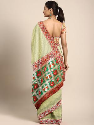 lace detailed checkered saree with blouse - 17541415 - Standard Image - 2