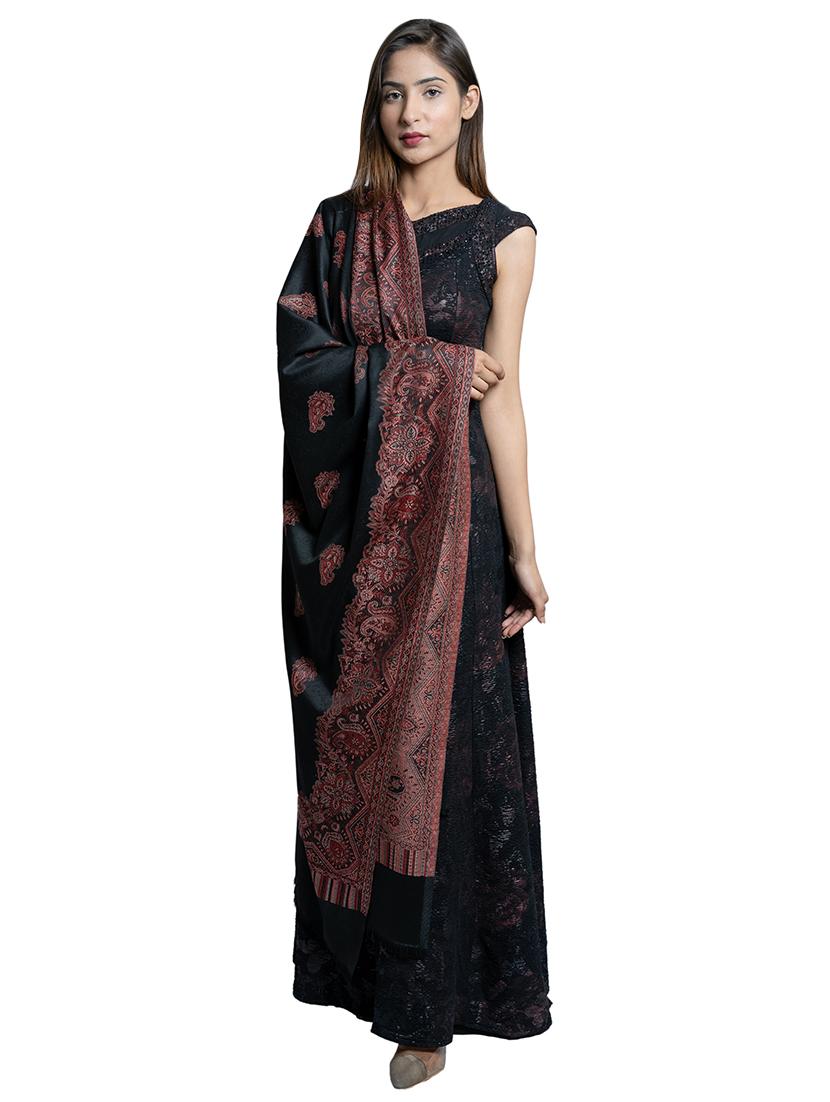 black wool shawl - 17542229 - Zoom Image - 1