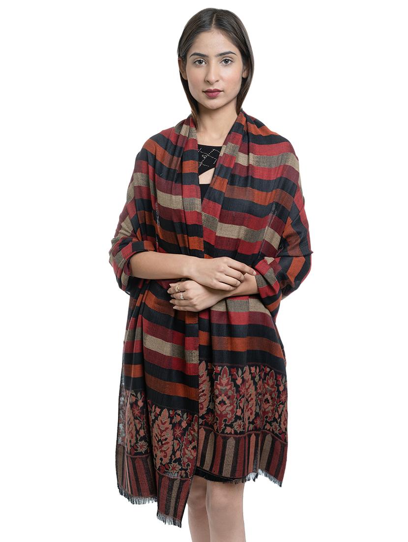 black wool shawl - 17542262 - Zoom Image - 1