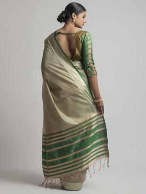 solid plain saree with blouse - 17542319 - Standard Image - 2