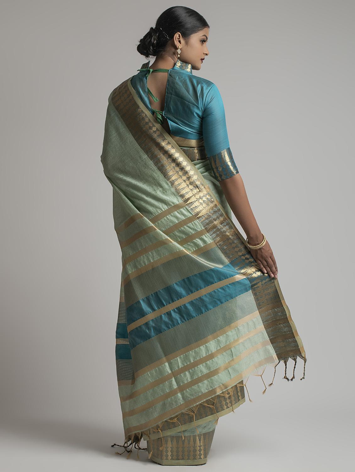 sky blue silk plain saree with blouse - 17542348 - Zoom Image - 2