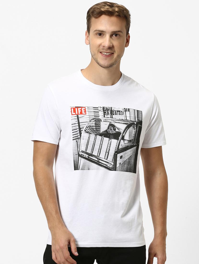 white printed t-shirt - 17542440 - Zoom Image - 1