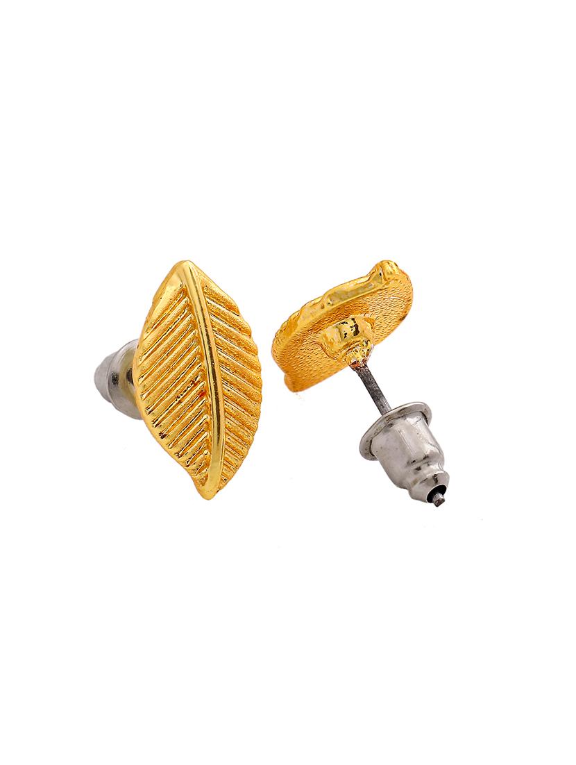gold metal studs earring - 17542760 - Zoom Image - 4