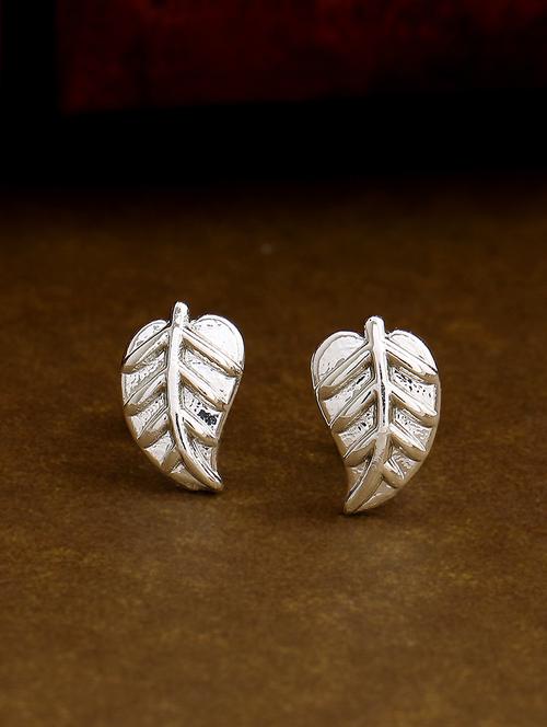 silver metal studs earring - 17542806 - Standard Image - 1