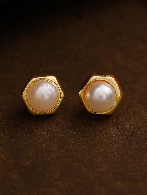 gold metal studs earring - 17542822 - Standard Image - 1