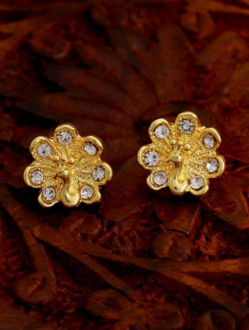 gold metal studs earring - 17542857 - Standard Image - 1