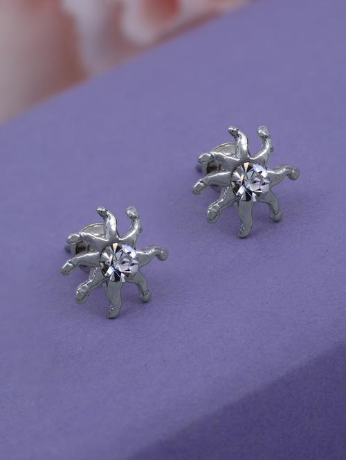 silver metal studs earring - 17542878 - Standard Image - 1