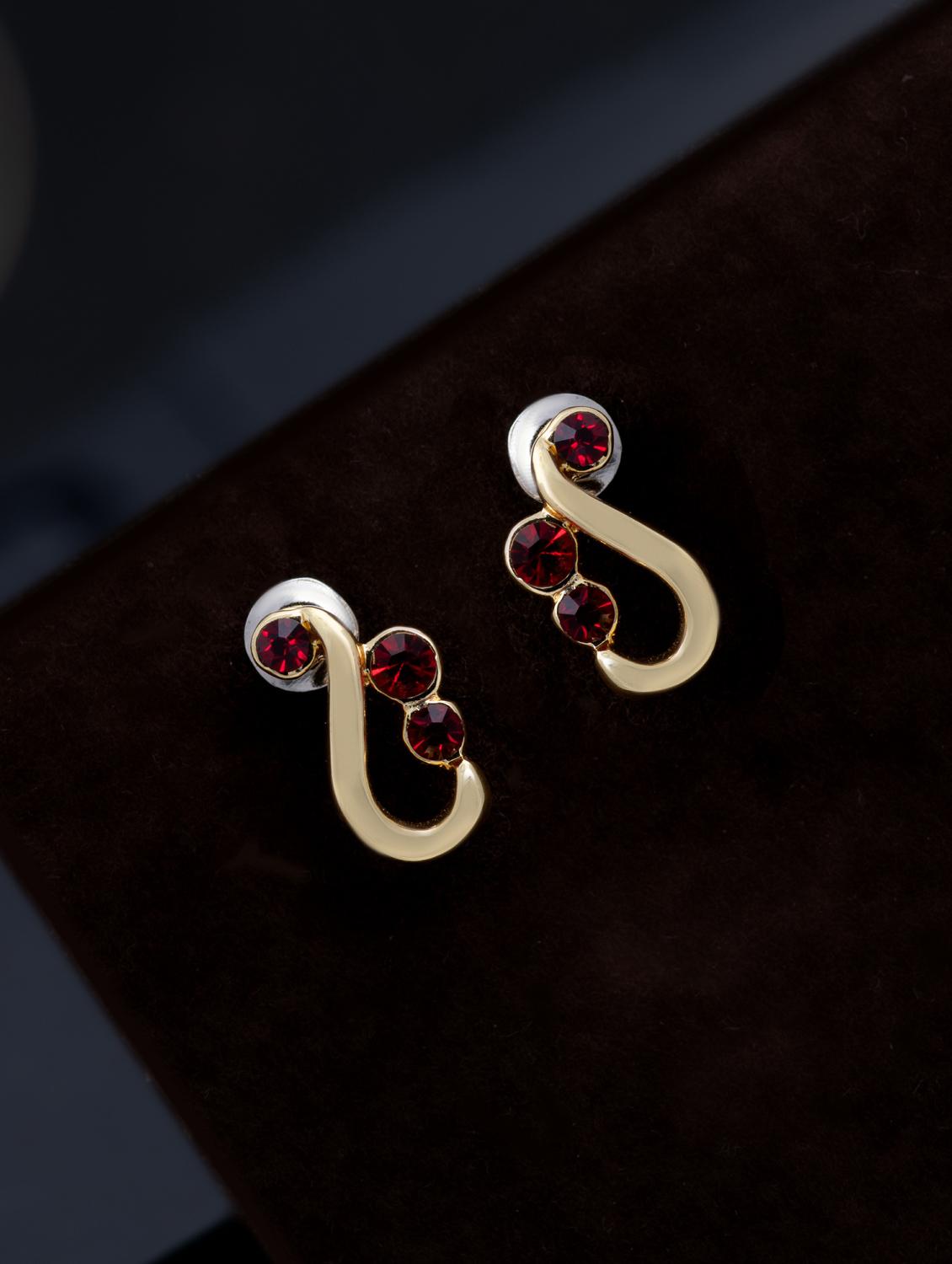 red metal studs earring - 17542911 - Zoom Image - 1