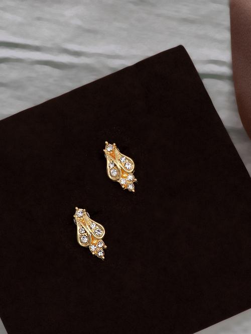 gold metal studs earring - 17542921 - Standard Image - 1