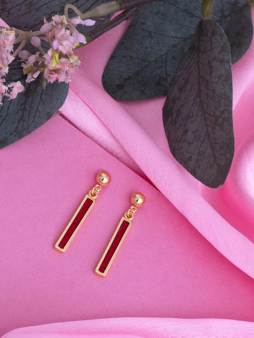 red metal drop earring - 17542995 - Standard Image - 1