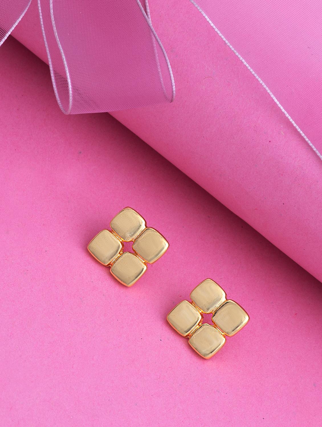 gold metal studs earring - 17543007 - Zoom Image - 1