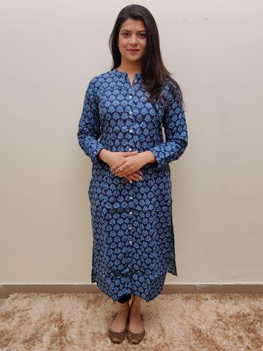 blue printed cotton kurta - 17543342 - Standard Image - 1