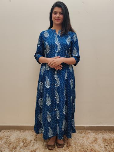 blue printed cotton dress - 17543370 - Very Small Image - 1