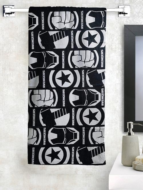 athom trendz marvel avengers large bath towel 300 gsm 75x150 cm - 17544083 - Standard Image - 1