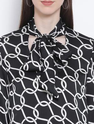 tie up neck printed top - 17544668 - Standard Image - 5