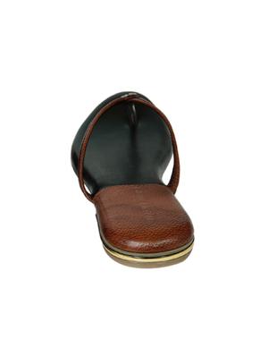 brown leather toe separator sandals - 17544687 - Standard Image - 3