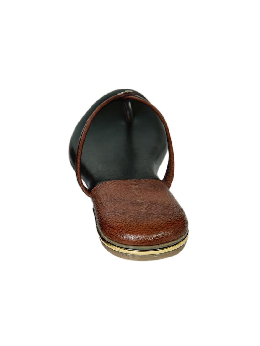 brown leather toe separator sandals - 17544687 - Zoom Image - 3