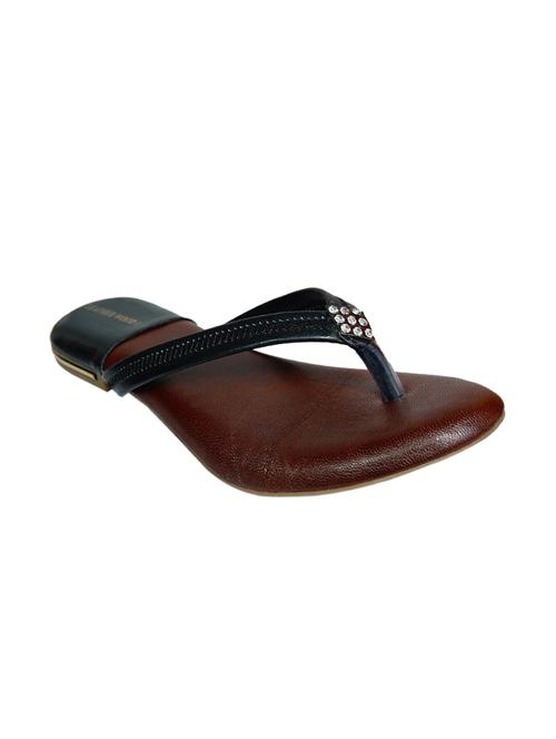 black leather toe separator sandals - 17544688 - Standard Image - 1