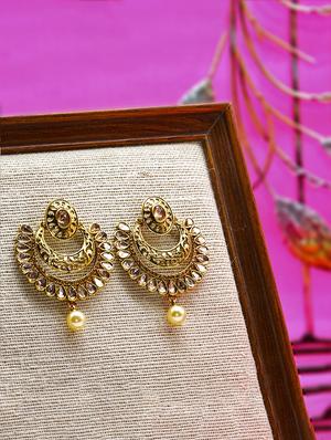 gold metal drop earring - 17544699 - Standard Image - 2