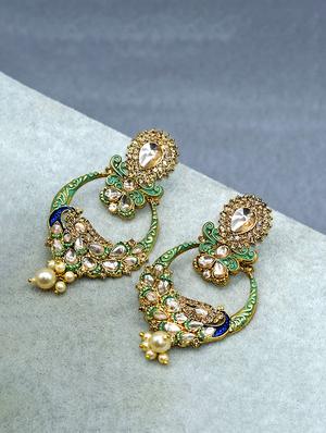 green metal drop earring - 17544707 - Standard Image - 2