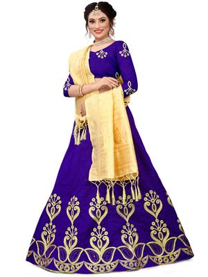embroidered flared lehenga - 17548873 - Standard Image - 2