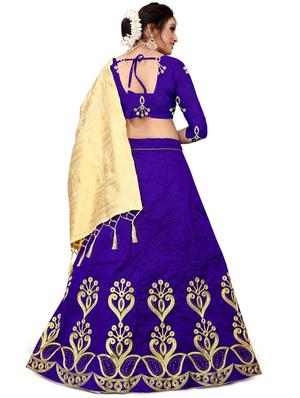 embroidered flared lehenga - 17548873 - Standard Image - 3