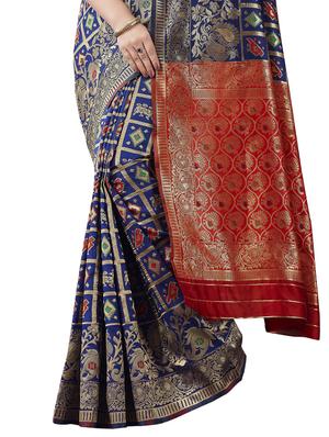 navy silk woven saree with blouse - 17549206 - Standard Image - 4