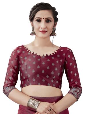 jacquard woven saree with blouse - 17549318 - Standard Image - 3