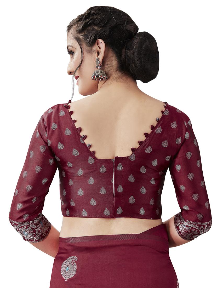jacquard woven saree with blouse - 17549318 - Zoom Image - 4