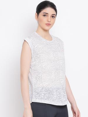 round neck printed tee - 17549353 - Standard Image - 2