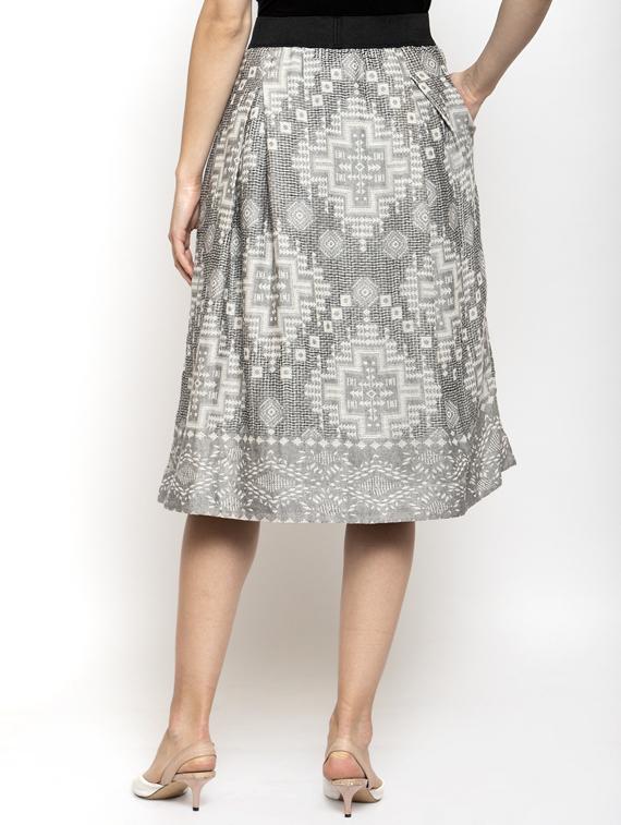 high rise printed a-line skirt - 17549355 - Zoom Image - 3