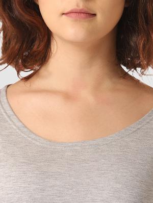 round neck crop top - 17549385 - Standard Image - 6