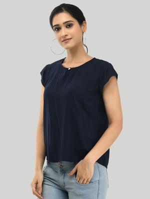 key hole neck solid top - 17549425 - Standard Image - 2