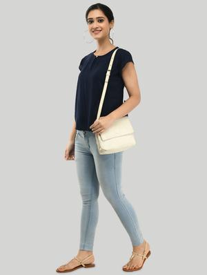 key hole neck solid top - 17549425 - Standard Image - 4