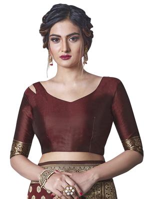 jacquard banarasi saree with blouse - 17549740 - Standard Image - 3