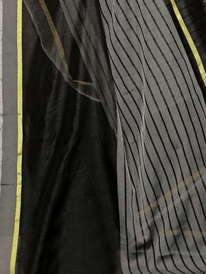 striped printed saree with blouse - 17550768 - Standard Image - 4