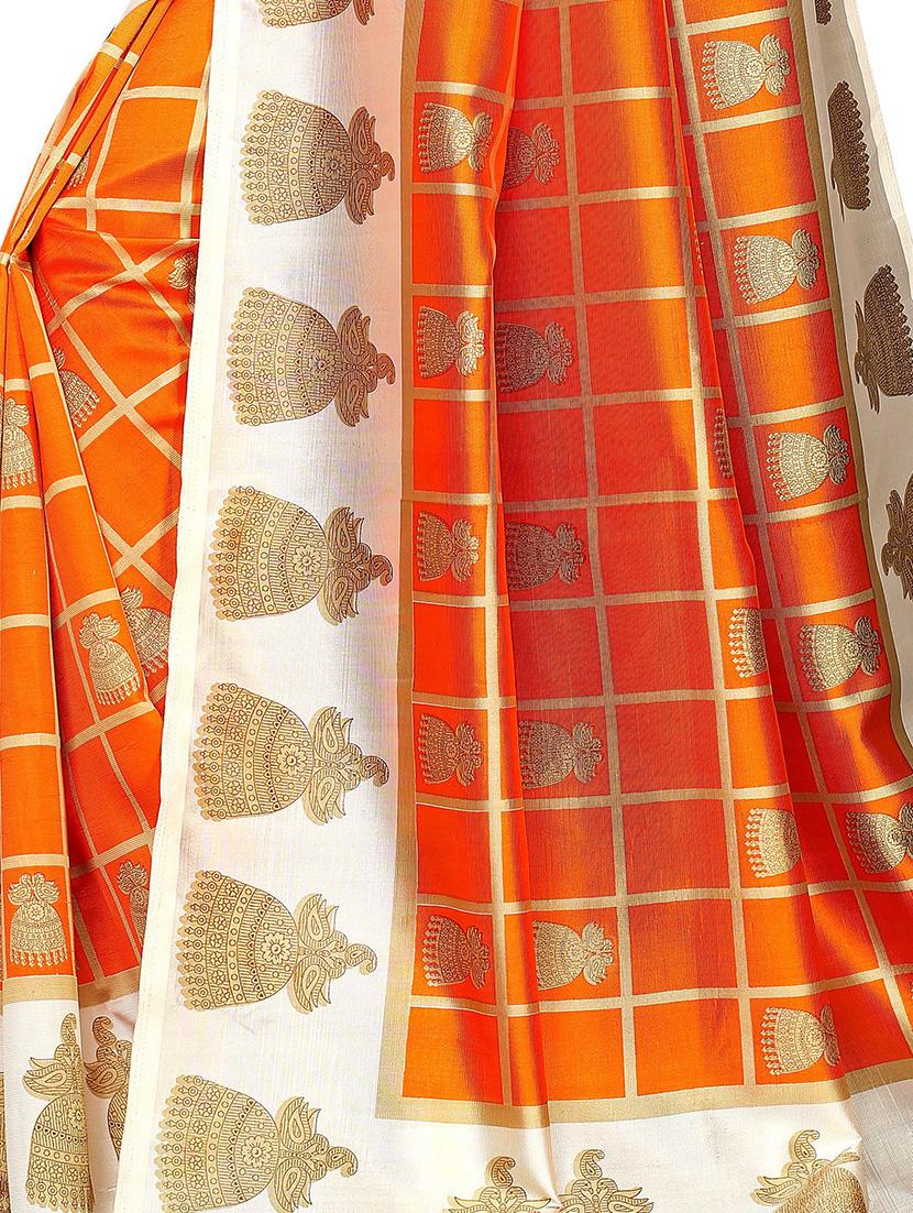check printed saree with blouse - 17550855 - Zoom Image - 4